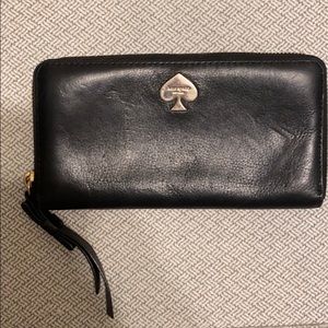 Kate Spade Zippered Wallet